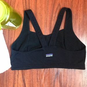 Black PATAGONIA SPORTS bra! Size LG! ⚫️
